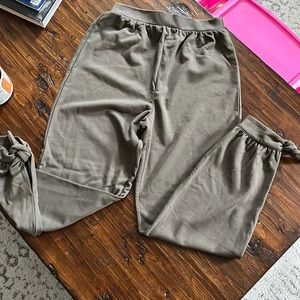 House of Harlow Pants